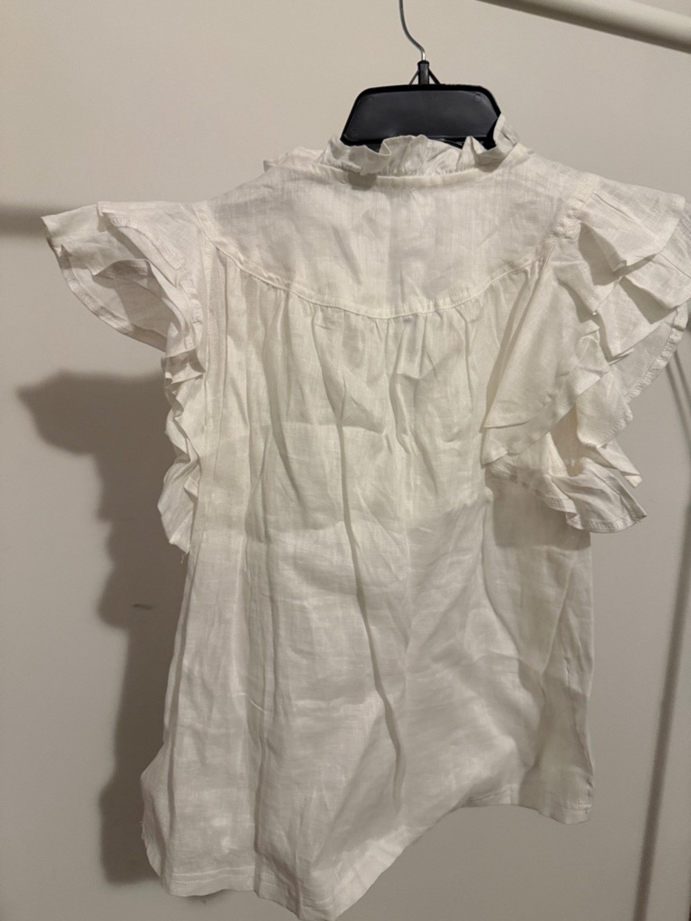 White Ruffle-Sleeve V-Neck Blouse - Picture 4 of 4